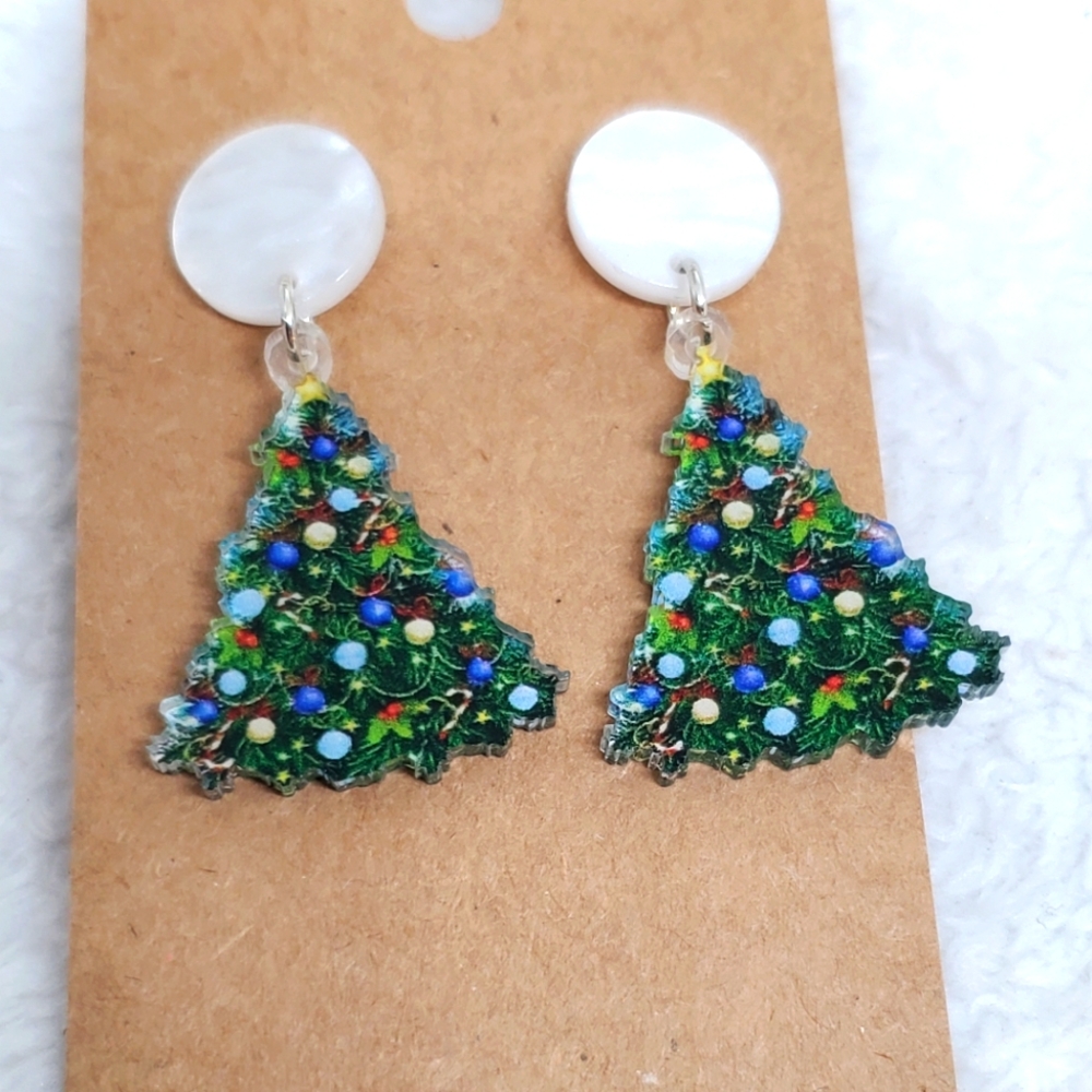 7/$10 Christmas Tree Earrings, New